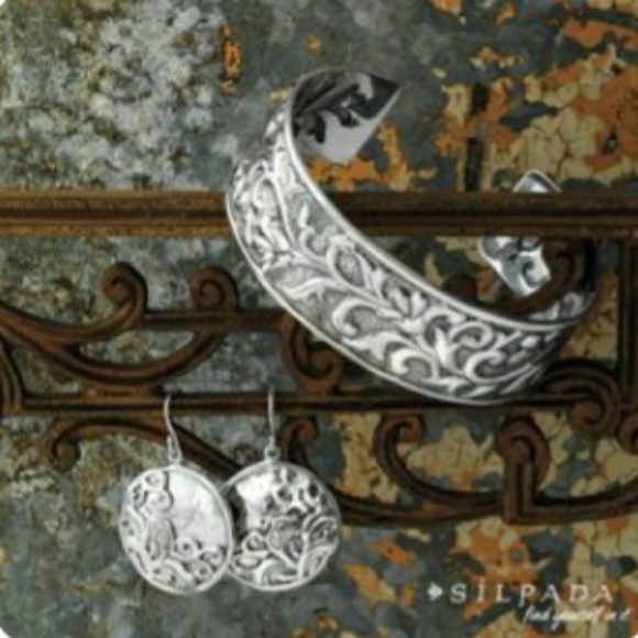 Silpada head above the curve cuff - Picture 1 of 5